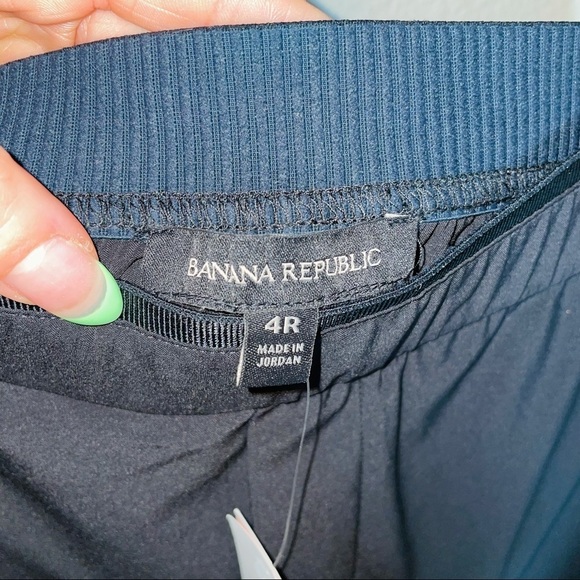 NEW Banana Republic Tapered Ankle Pant - Picture 5 of 6